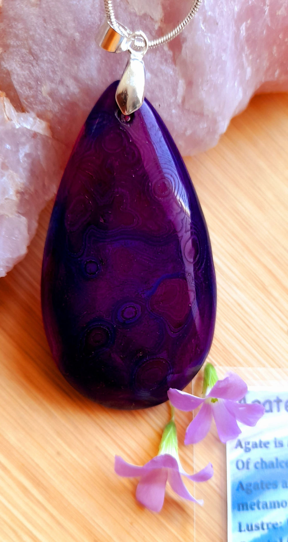 Thumbnail: Large Agate Pendant