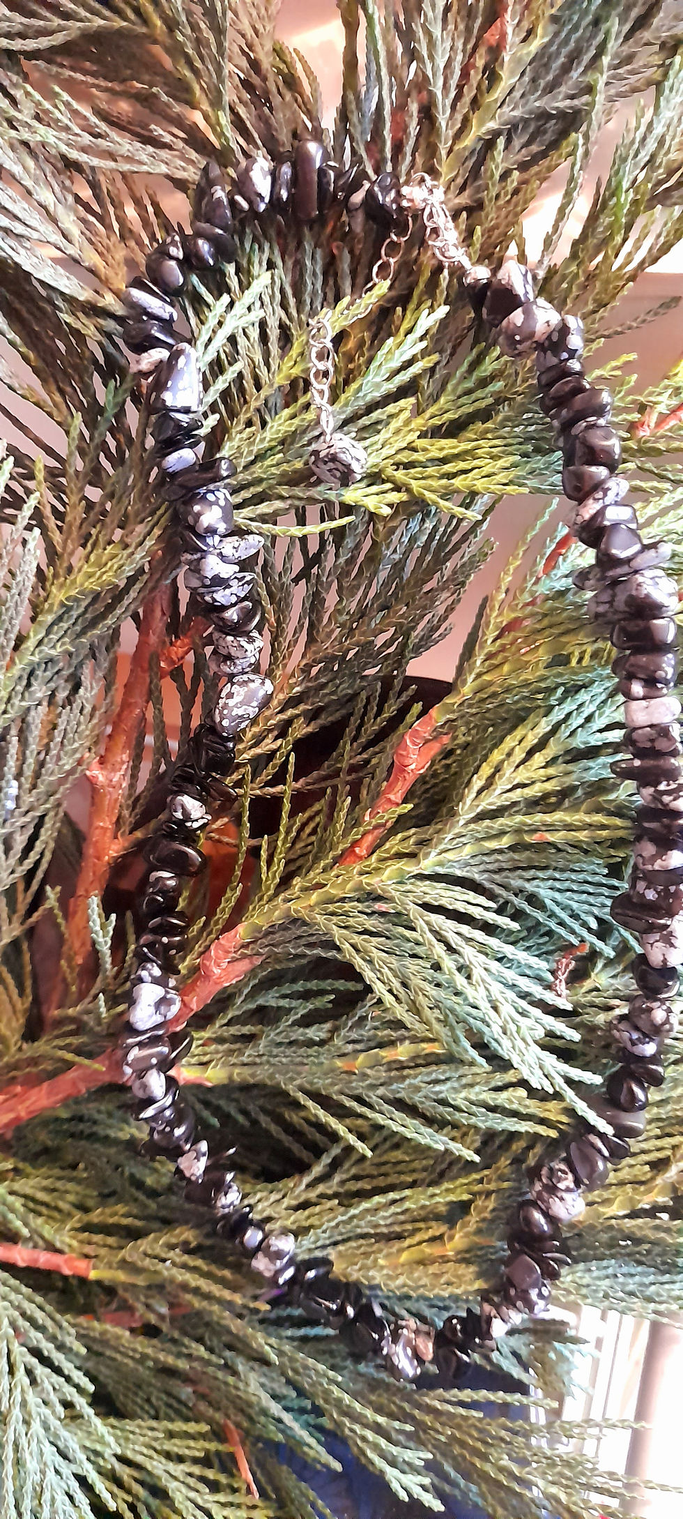 Thumbnail: Snowflake Obsidian Chipstone Necklace