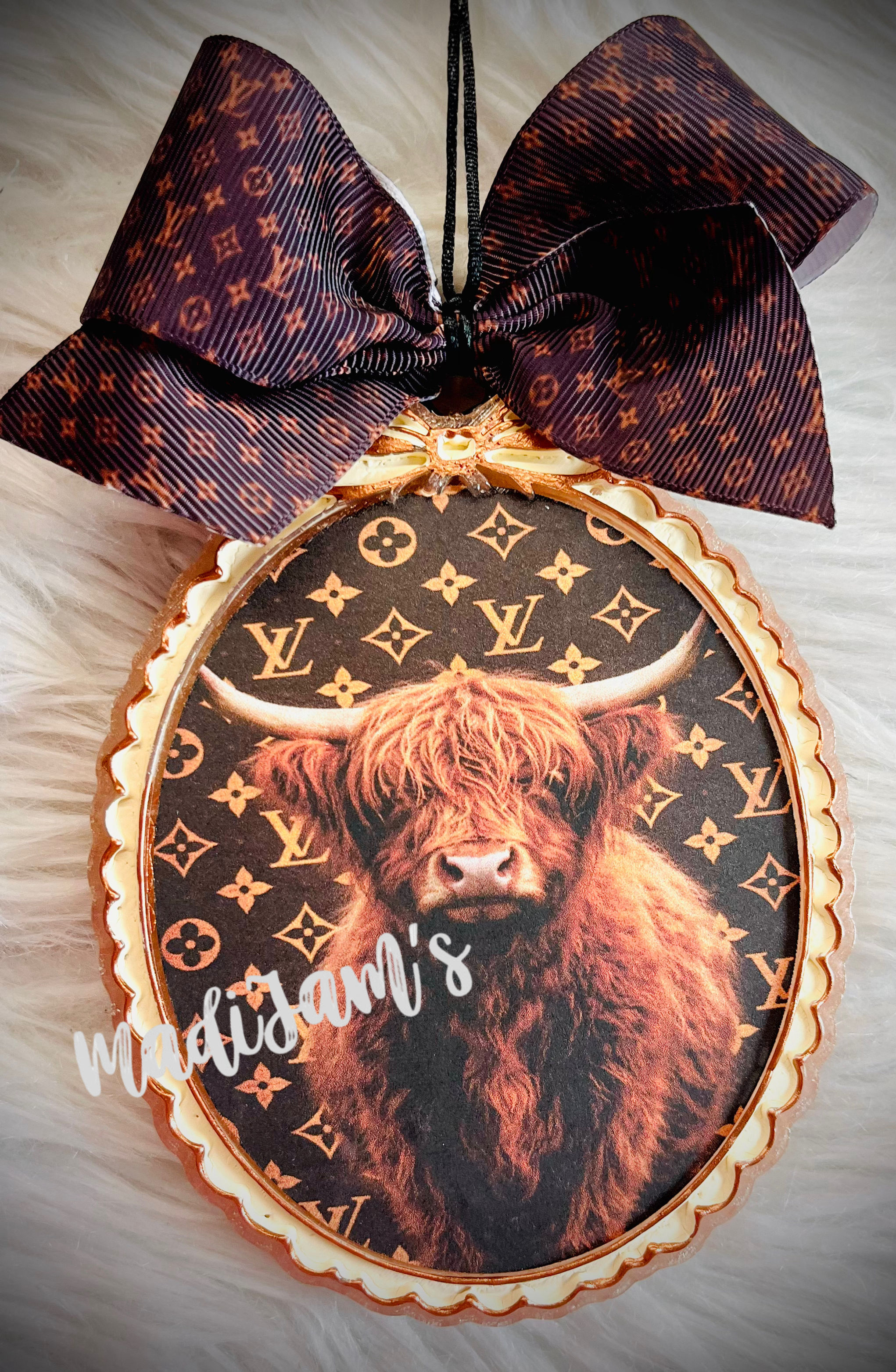 LV Highland Cow in Frame 