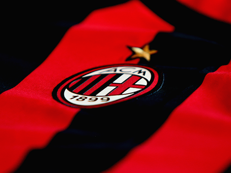 Milan i samtaler med ny venstreback