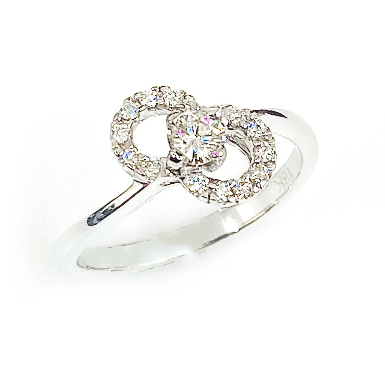 18 Carat White Gold Figure of Eight Diamond Dress Ring