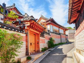 Discover Traditional Korea at Bukchon Hanok Village