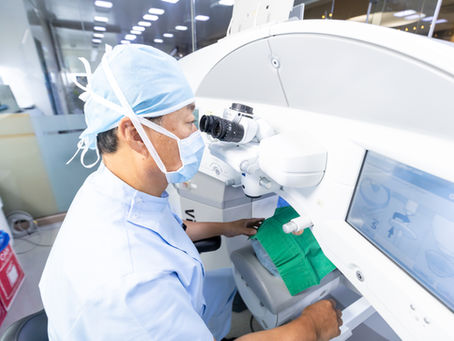 VISU LASIK: Blade-Free Laser Vision Correction with ZEISS VisuMax Technology