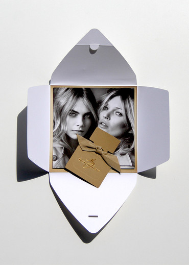 MY BURBERRY SCENT CARD.jpg