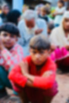 Children waiting on relief aid
