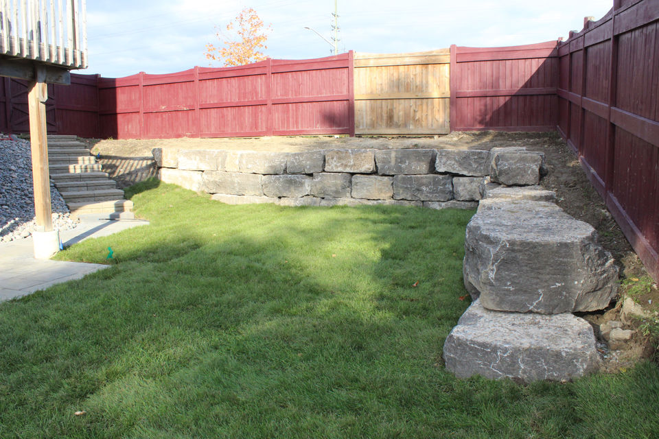 Retaining wall