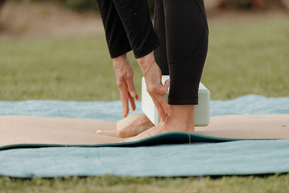 Move-Well-with-Lindsay-LYT-Yoga-Class-Pismo-108_websize.jpg