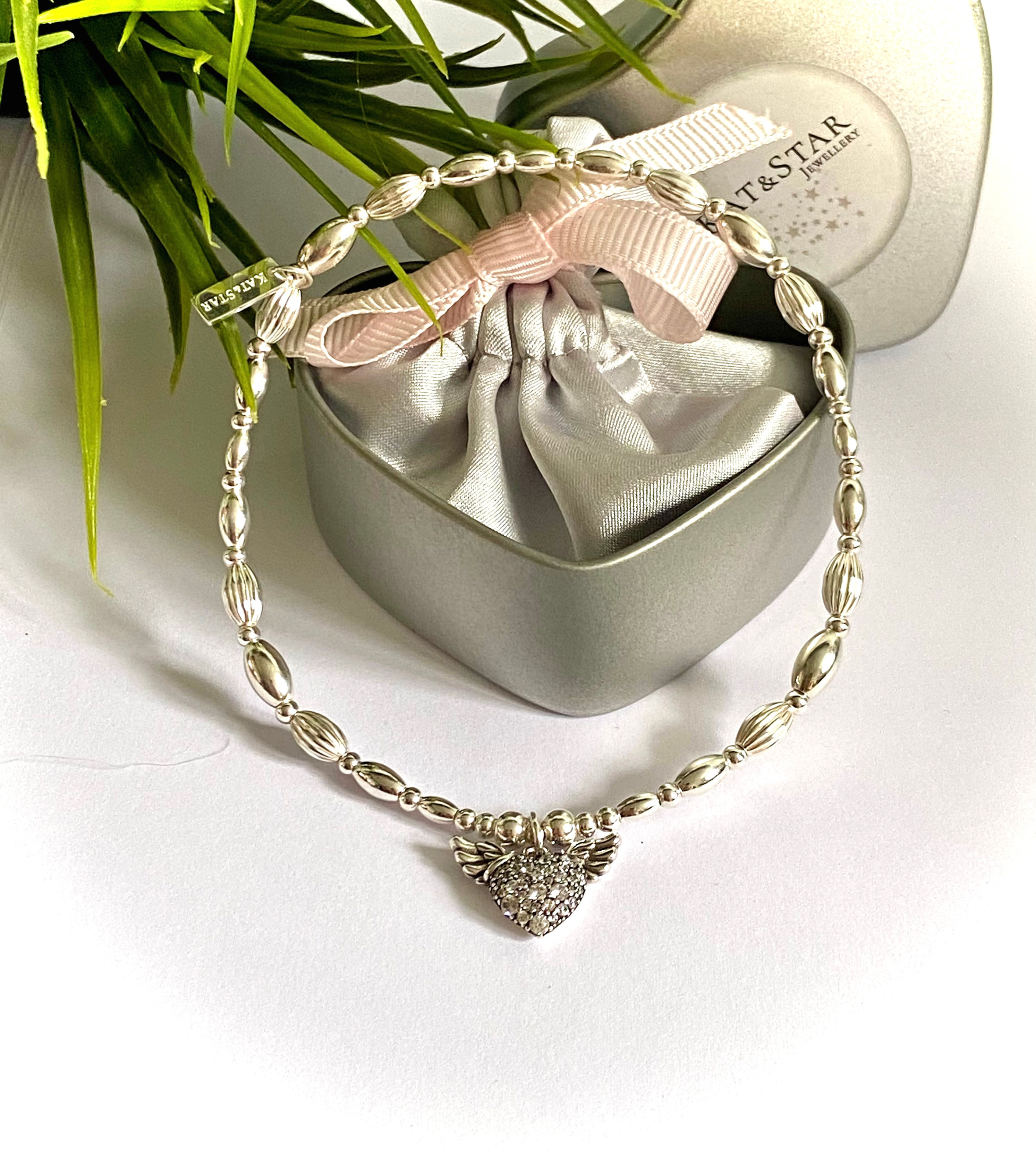 Sparkling Angel Heart Statement Rice Anklet