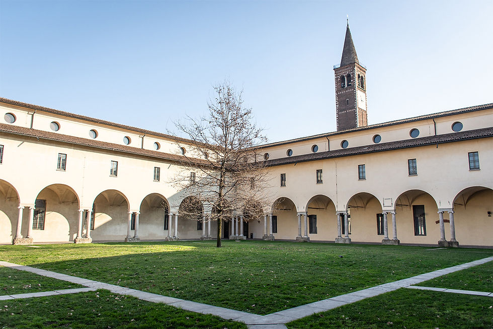 LOW - chiostro.jpg