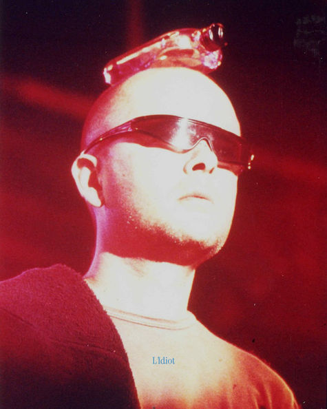 LUCA PRODAN. L'IDIOT DIGITAL.