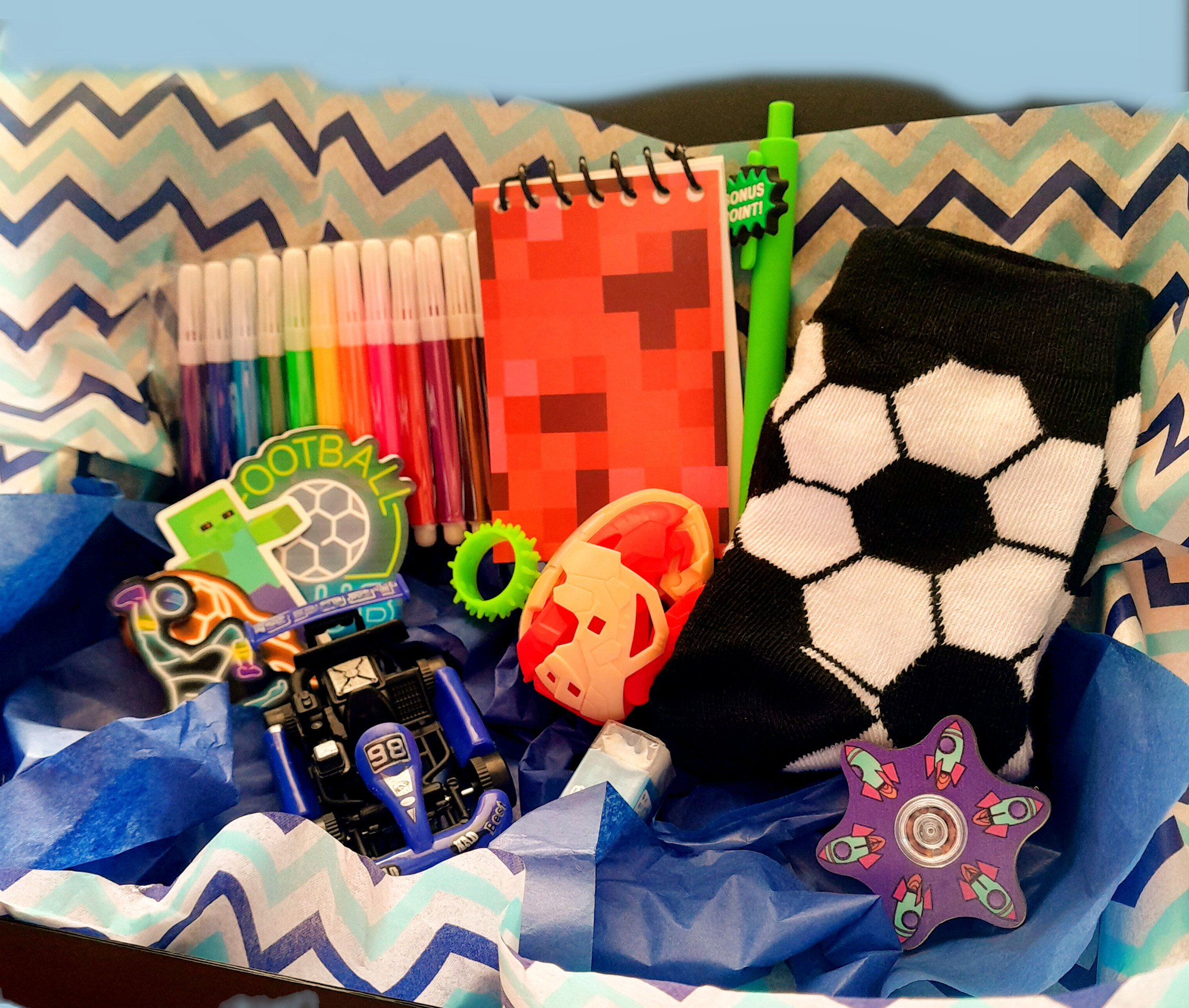 Boys Party Gift Box 6-8 years