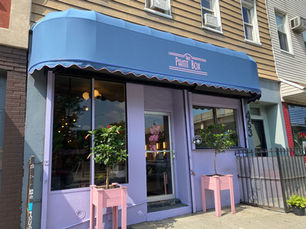 Motorized vs. Manual Awnings for Brooklyn Businesses: Which Is Right for You?