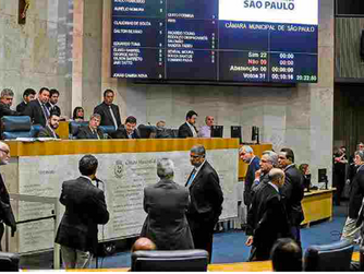 O Legislativo federal faz escola