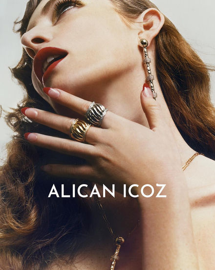 ALICANICOZ_DANIELLAWILSON_TOUCH87