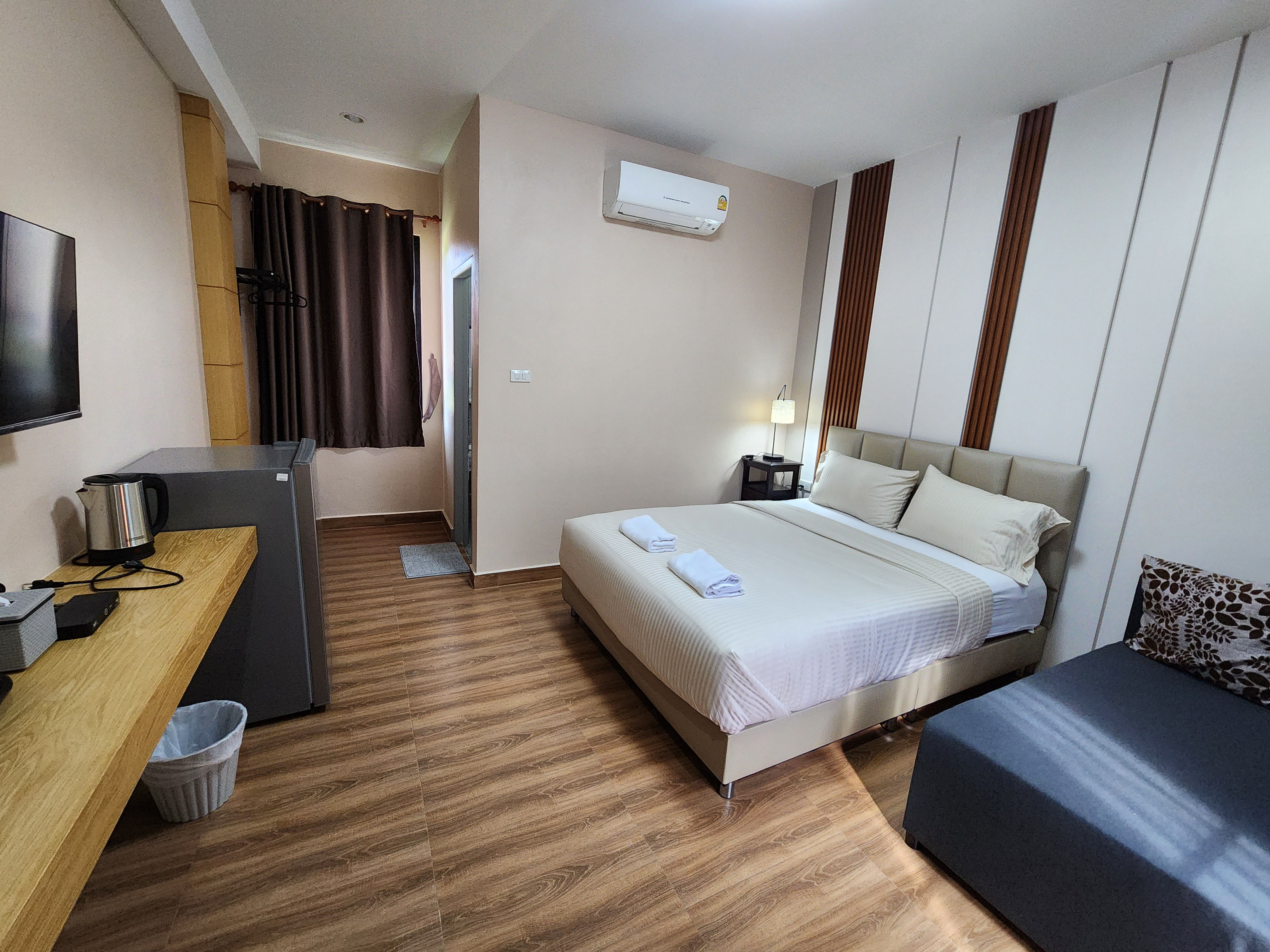 Superior Double Bedded (Queen size)