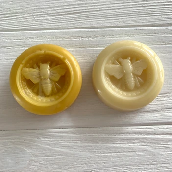 White or Yellow - Which Beeswax colour is best? 💭