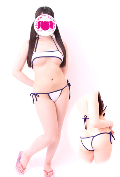 34.マイクロビキニ