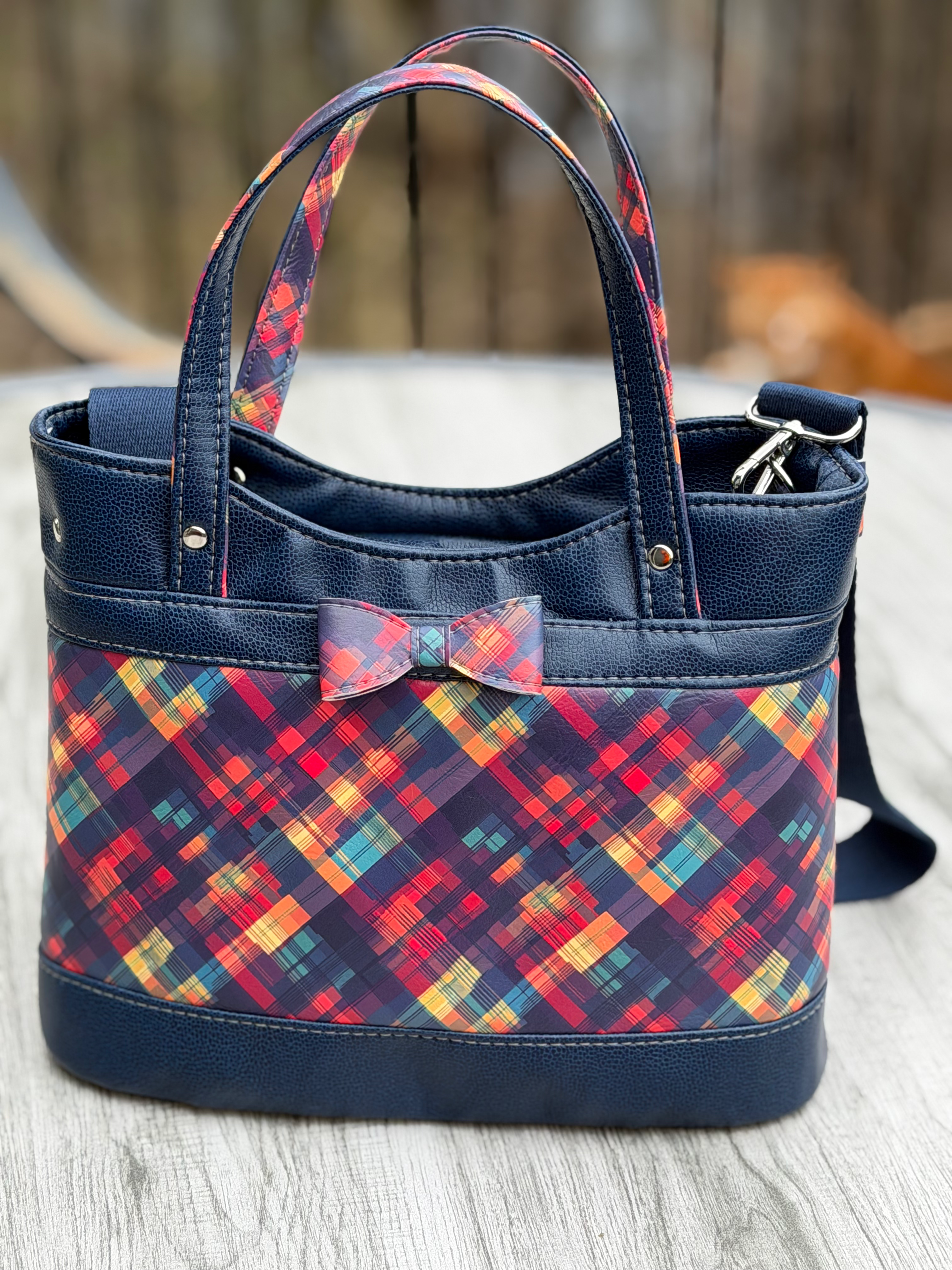 #499 Rachel Handbag