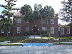 Bronson_Levy_County_Courthouse01.jpeg