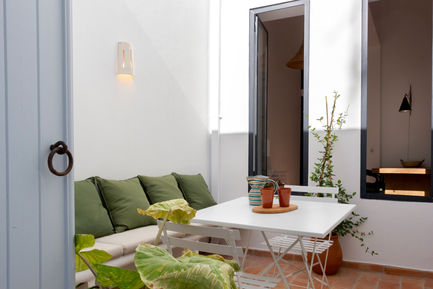 living room 1.jpeg