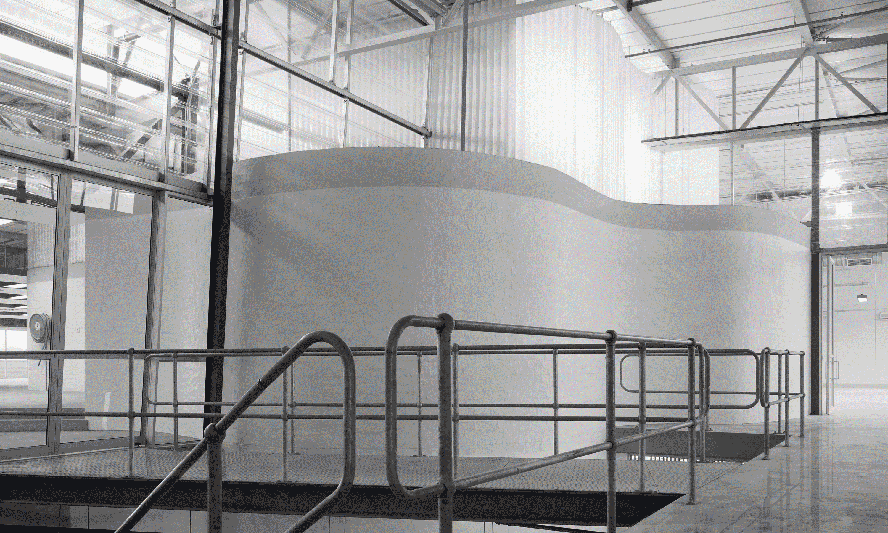Award-winning-distribution-centre-modern