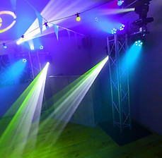 Dutch Discjockey / Drive-in show apres-ski