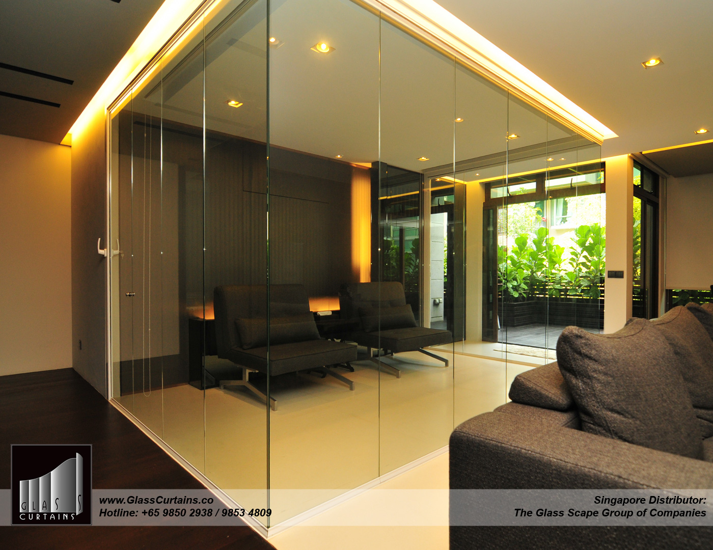 Glass Curtains® Frameless Partition