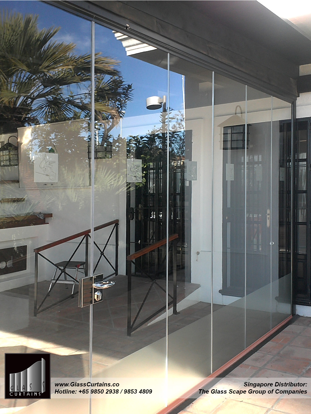 Glass Curtains® Frameless Partition