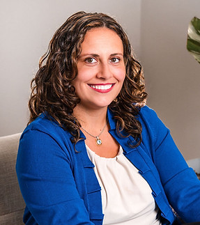 1 Jo Headshot 2025web.jpg