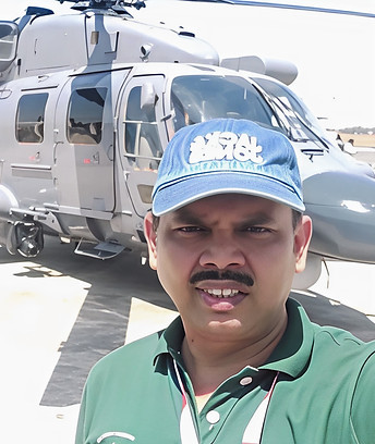 Sandeep Goyal-3-pica_edited.jpg