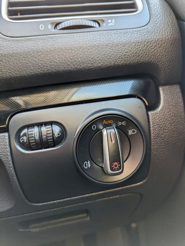 Thumbnail: 2011 Volkswagen Golf 1.6 TDi 105 Match 5dr