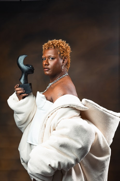 Liniker anuncia show em Salvador, confira data e ingressos