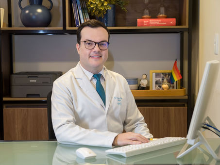 Saúde reprodutiva masculina ganha destaque no mês dos Pais 