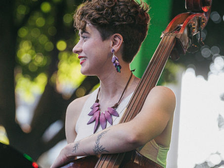 Curso gratuito para mulheres e pessoas trans musicistas abre inscrições em Belo Horizonte, até dia 10 de maio
