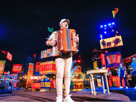 *TARCÍSIO DO ACORDEON APRESENTA “TARCISIOLOGIA – SÓ PEDRADA” E ENTREGA UM ÁLBUM PARA SENTIR NA PELE E NO PEITO*