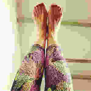 feet in shoulder stand