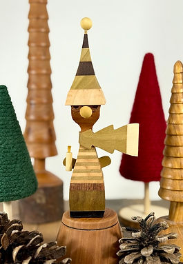 SOLD - Ivy Tinselburr