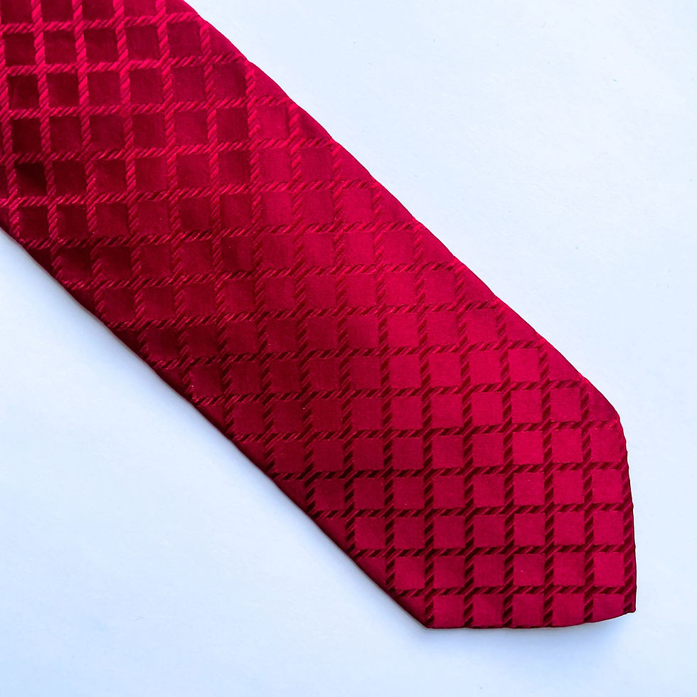 Miniatura: Corbata Hugo Boss de seda,  fabricada en Italia con diseño en patrón