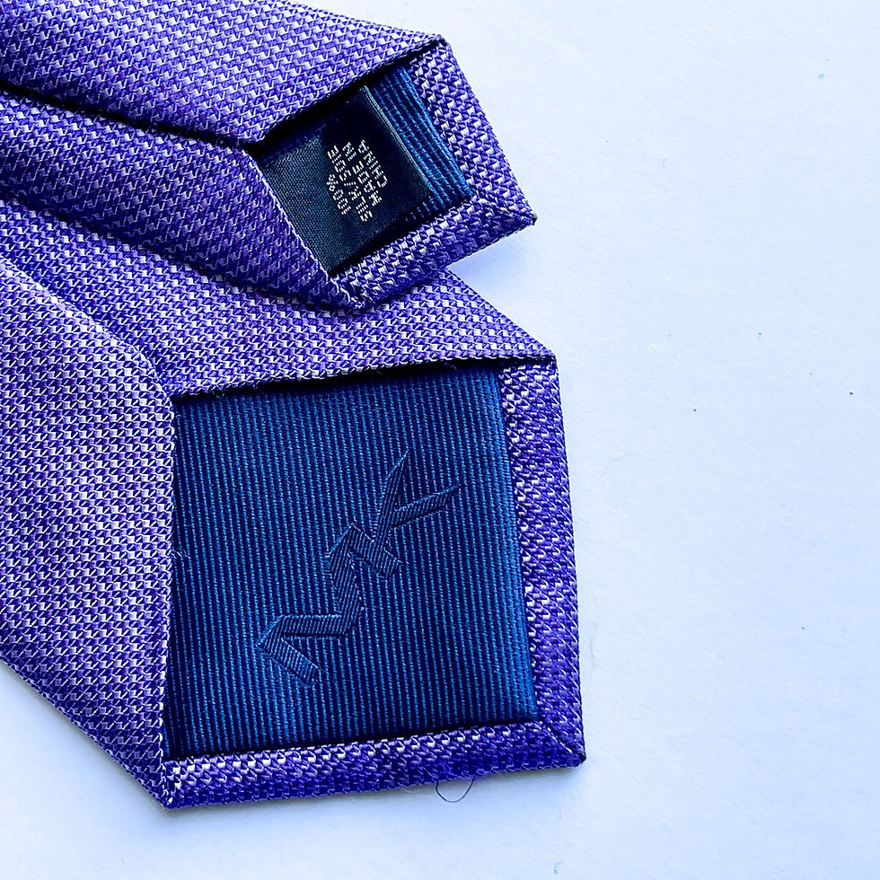 Miniatura: Hermosa corbata Michael Kors de seda morada con pequeño patron
