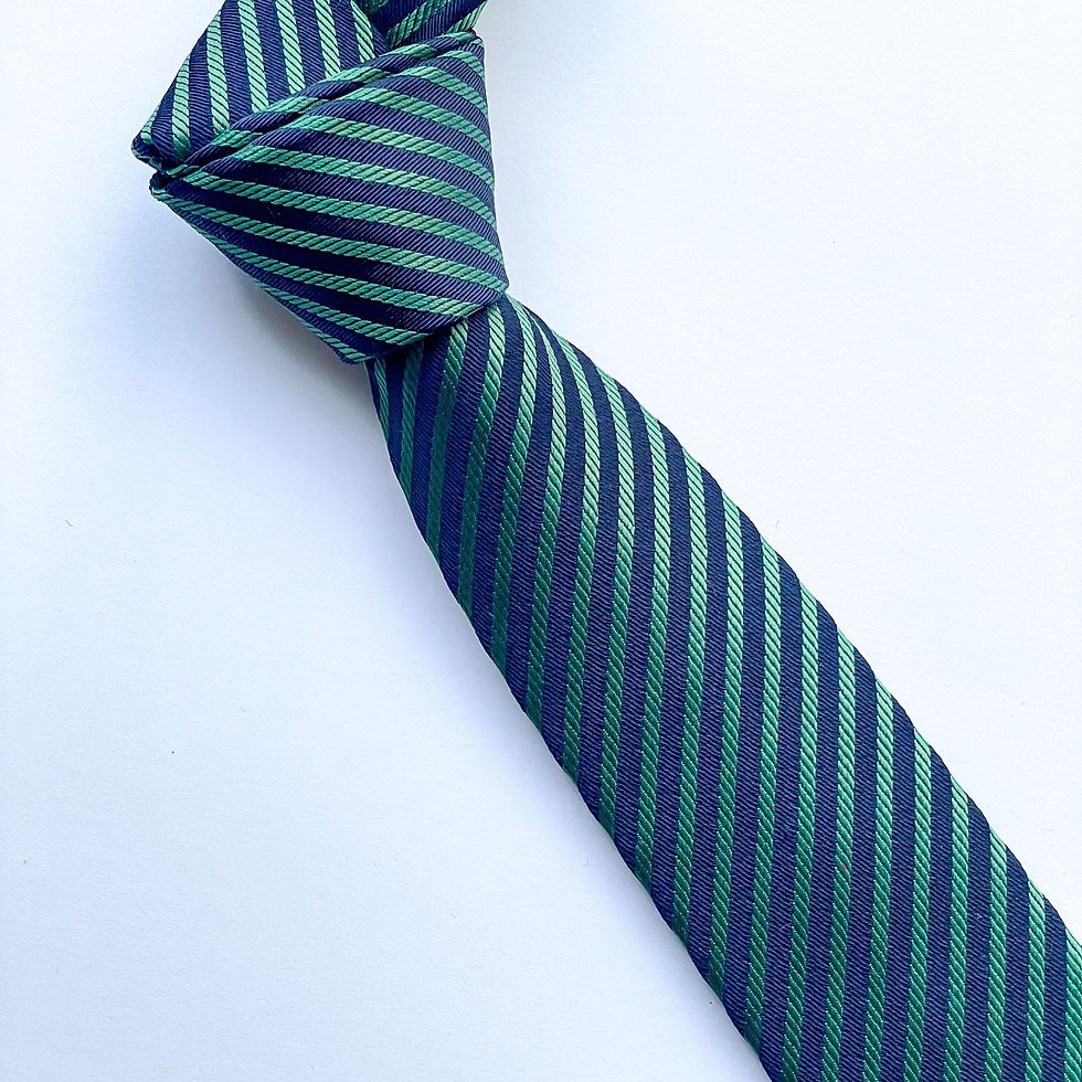 CorbataTheorie delgada con diseño a rayas