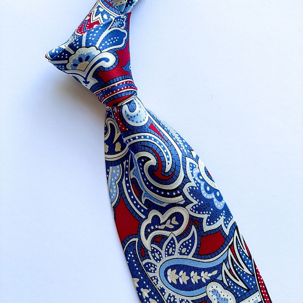Corbata  Burma Bibas de seda con diseño paisley en 7 pliegues. (tela extra suave)