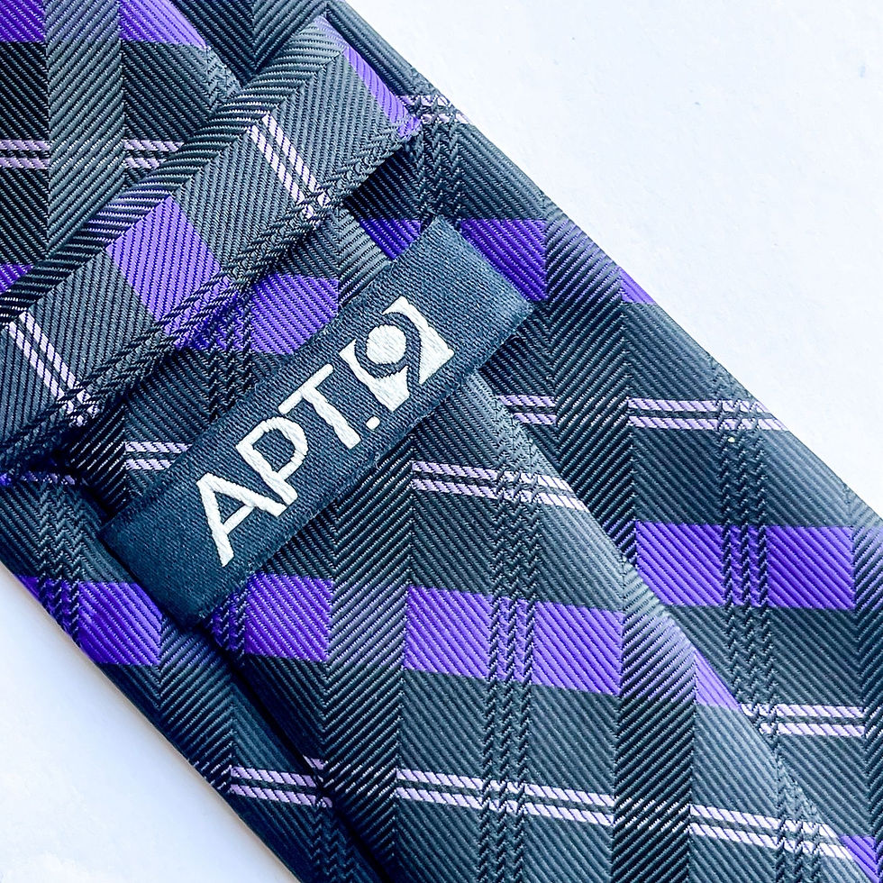 Corbata APT.9 con diseño estilo escocés