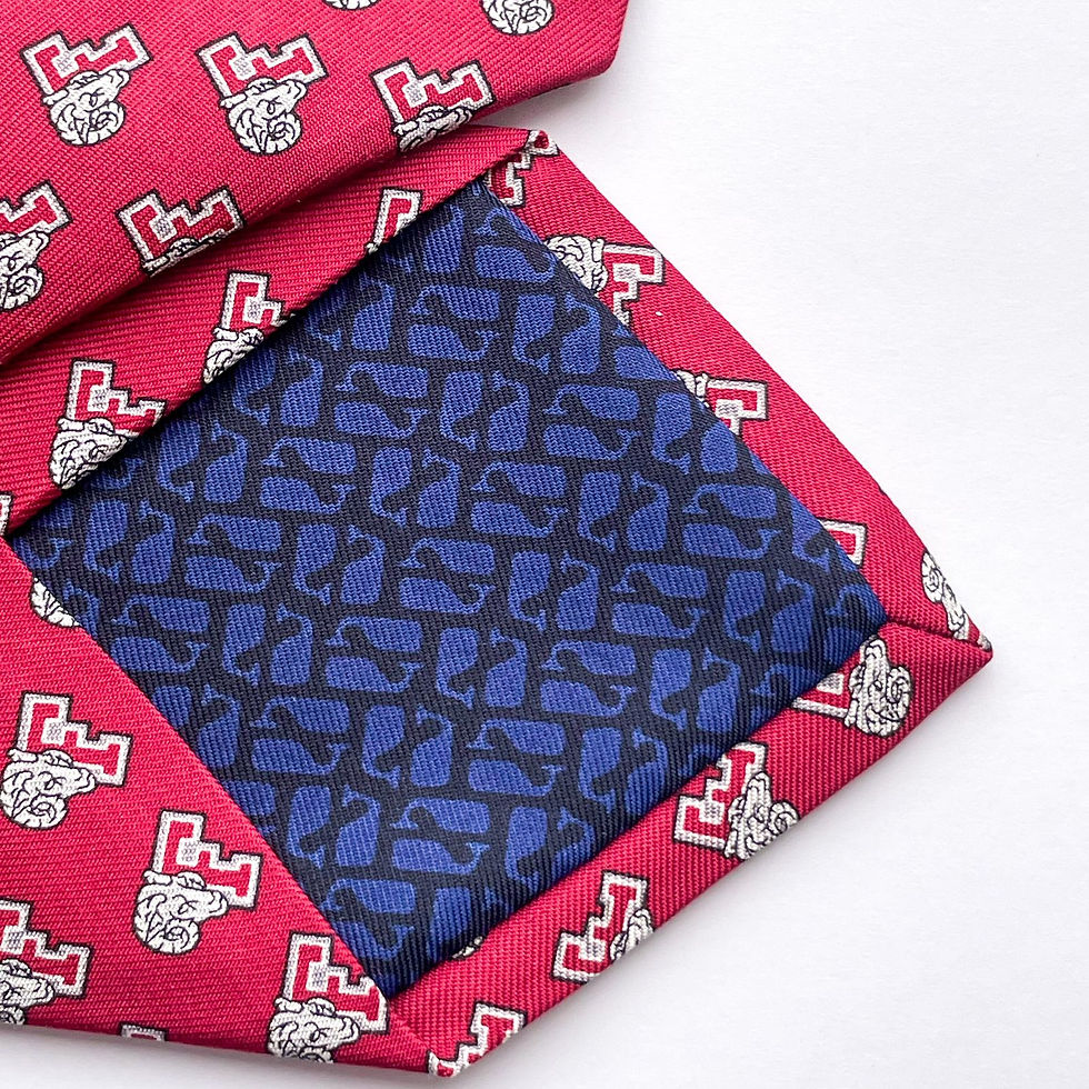 Corbata Vineyard Vines temática deportes