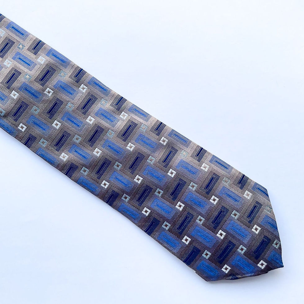 Hermosa corbata Pronto Uomo con diseño con patrón