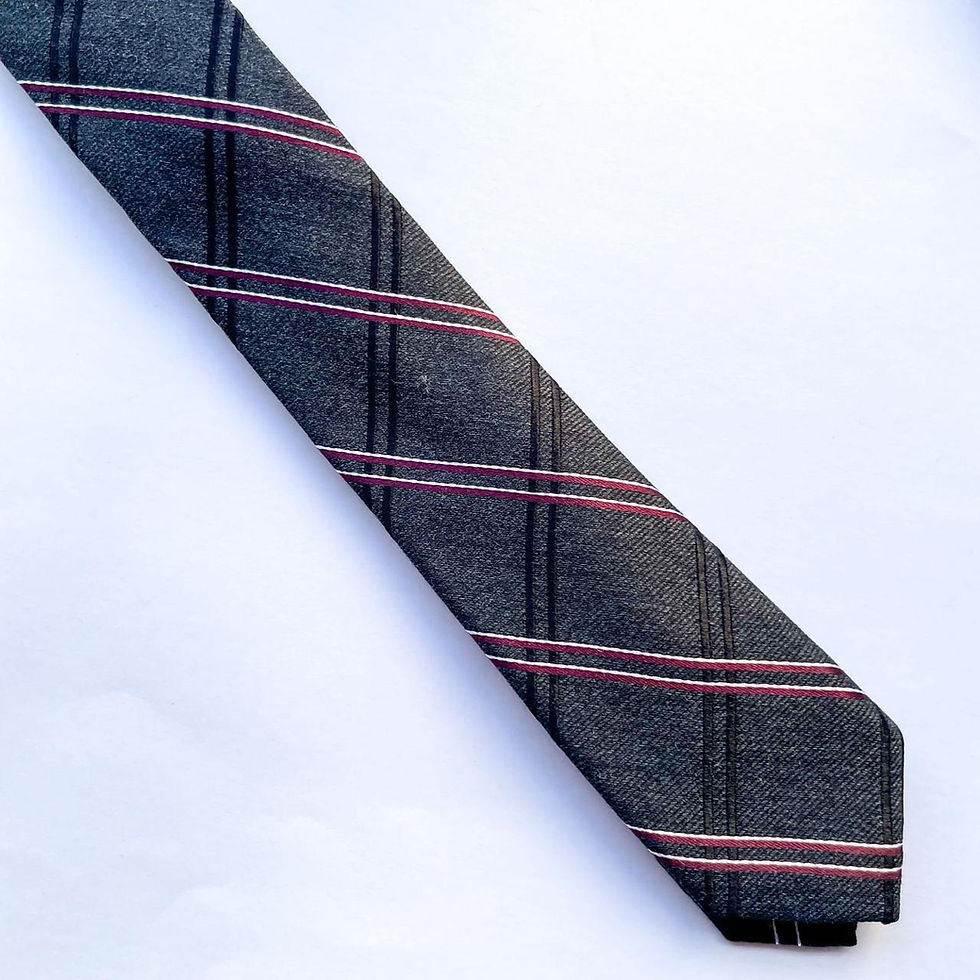 Corbata Express con diseño a rayas