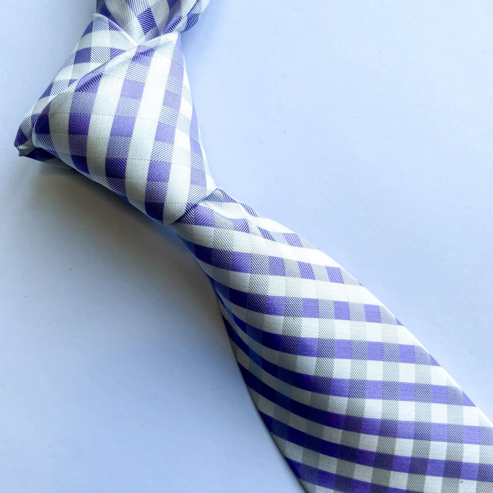 Corbata Tommy Hilfiger con diseño cuadriculado