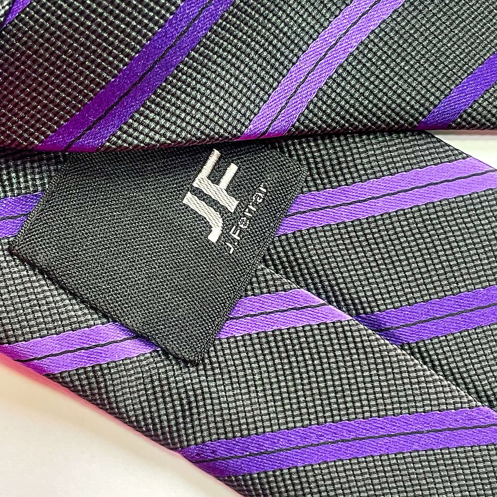 Corbata  J.Ferrar con diseño a rayas