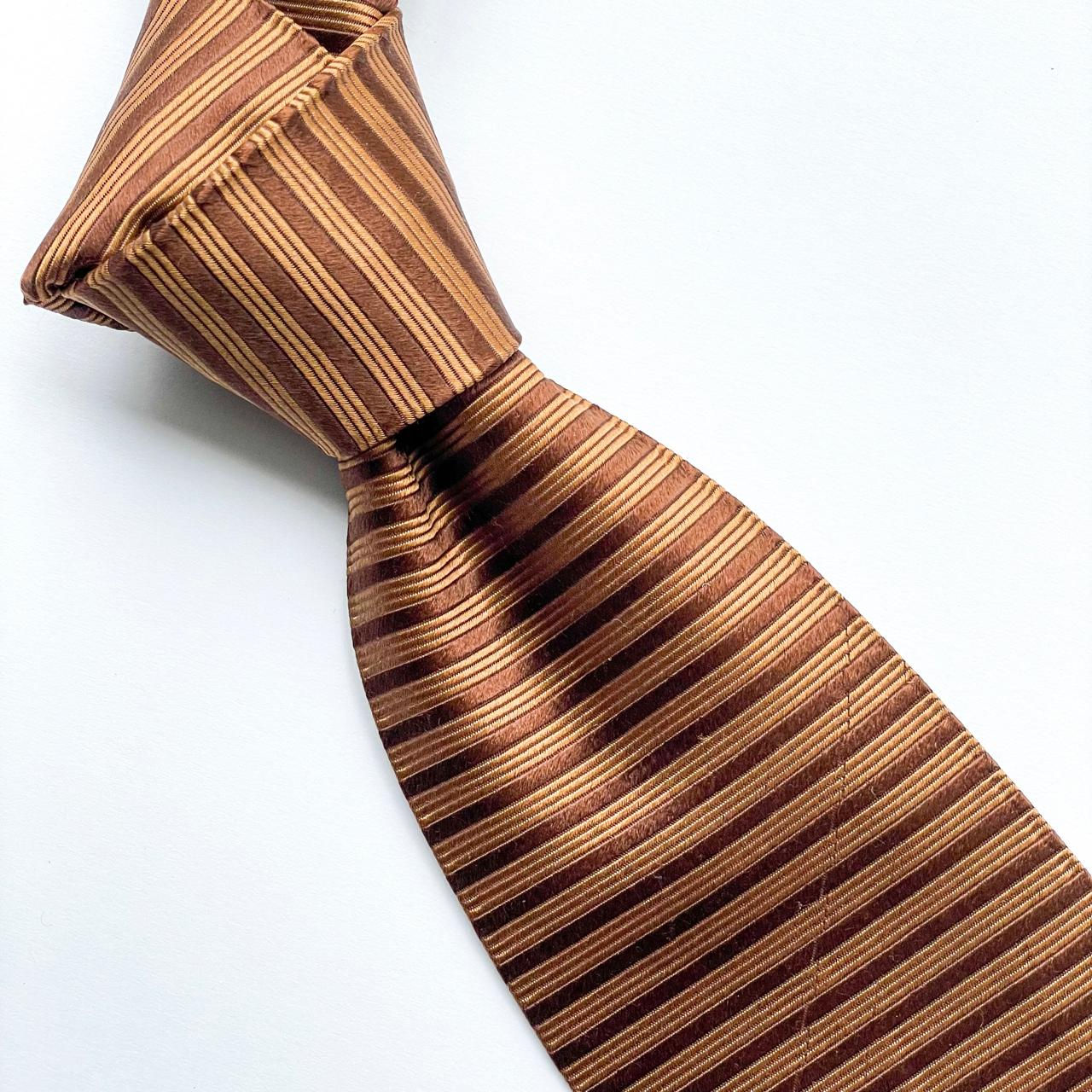 Corbata Sfera con diseño a rayas