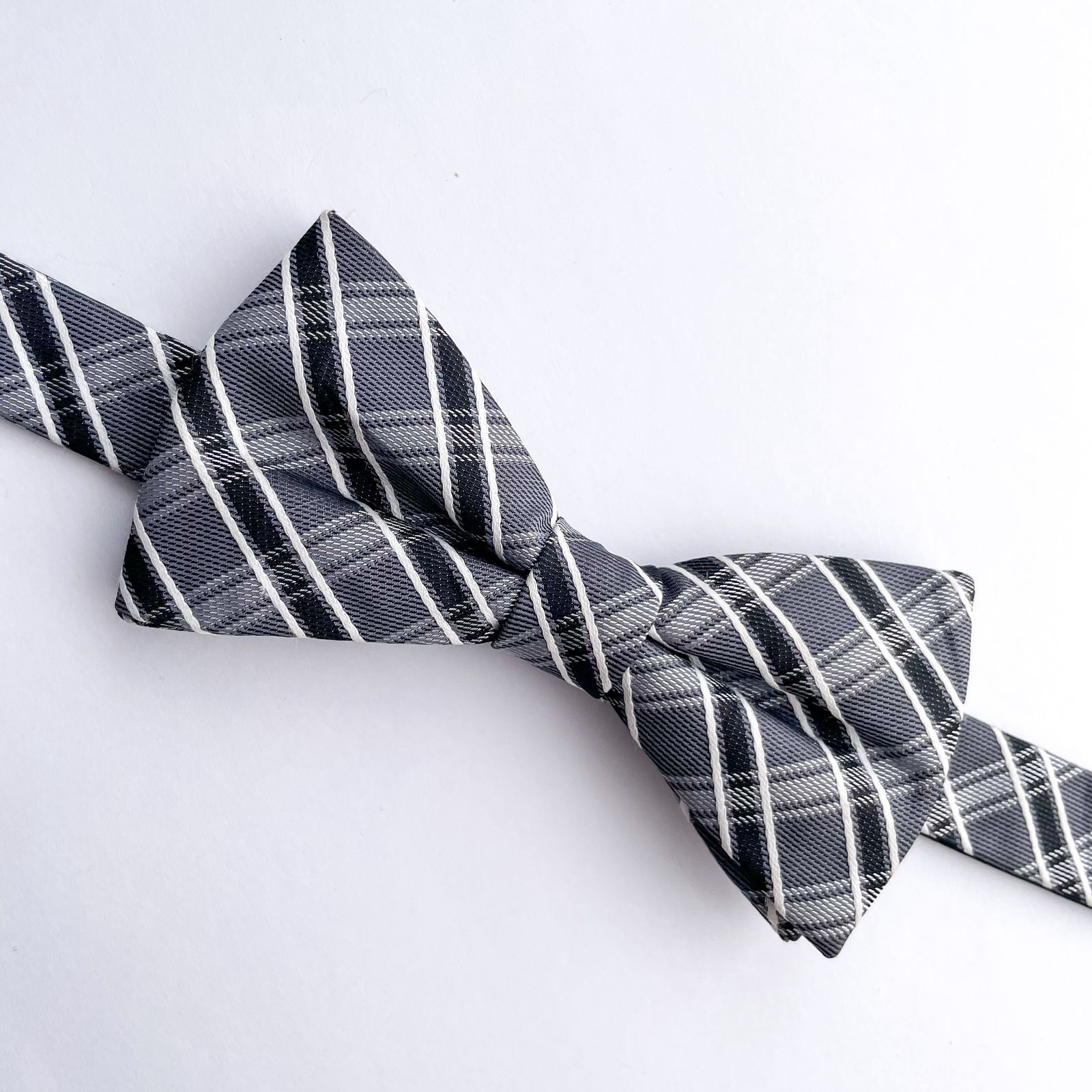 Corbatín STAFFORD con diseño escocés