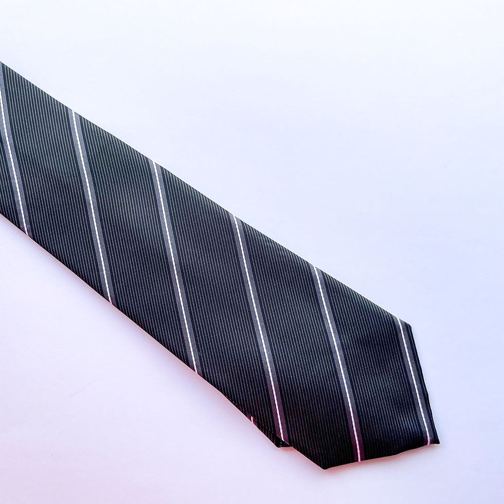 Miniatura: Corbata VanHeusen con diseño a rayas